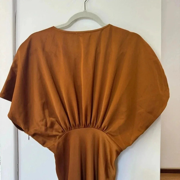 NWT Anthropologie BHLDN Amelia Deep V Satin Gown Maxi Dress Long in Rust Brown 4 - Picture 12 of 16